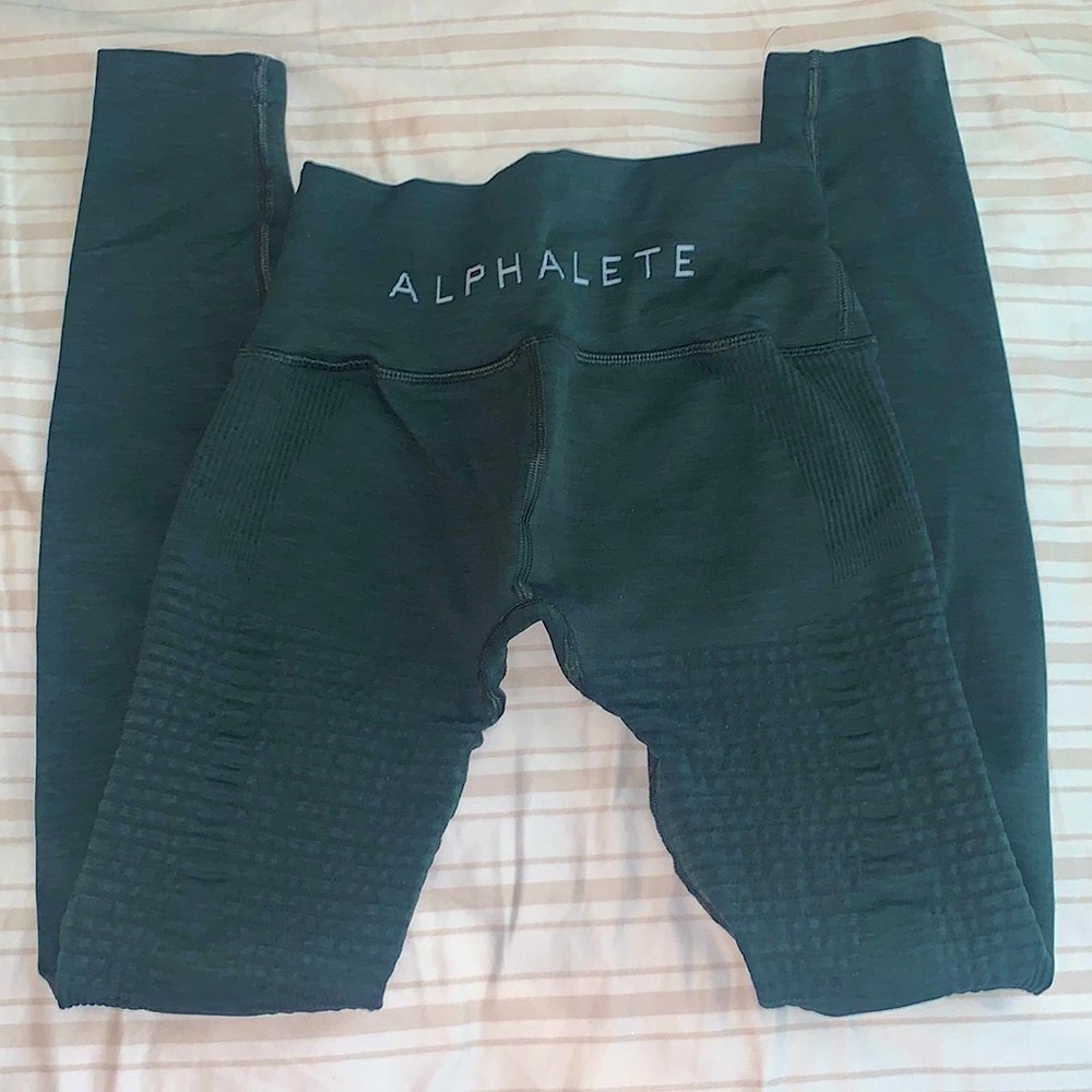 Alphalete HALO leggings